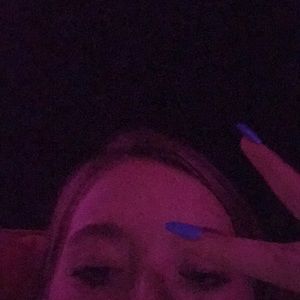 Meet your Posher, Ella